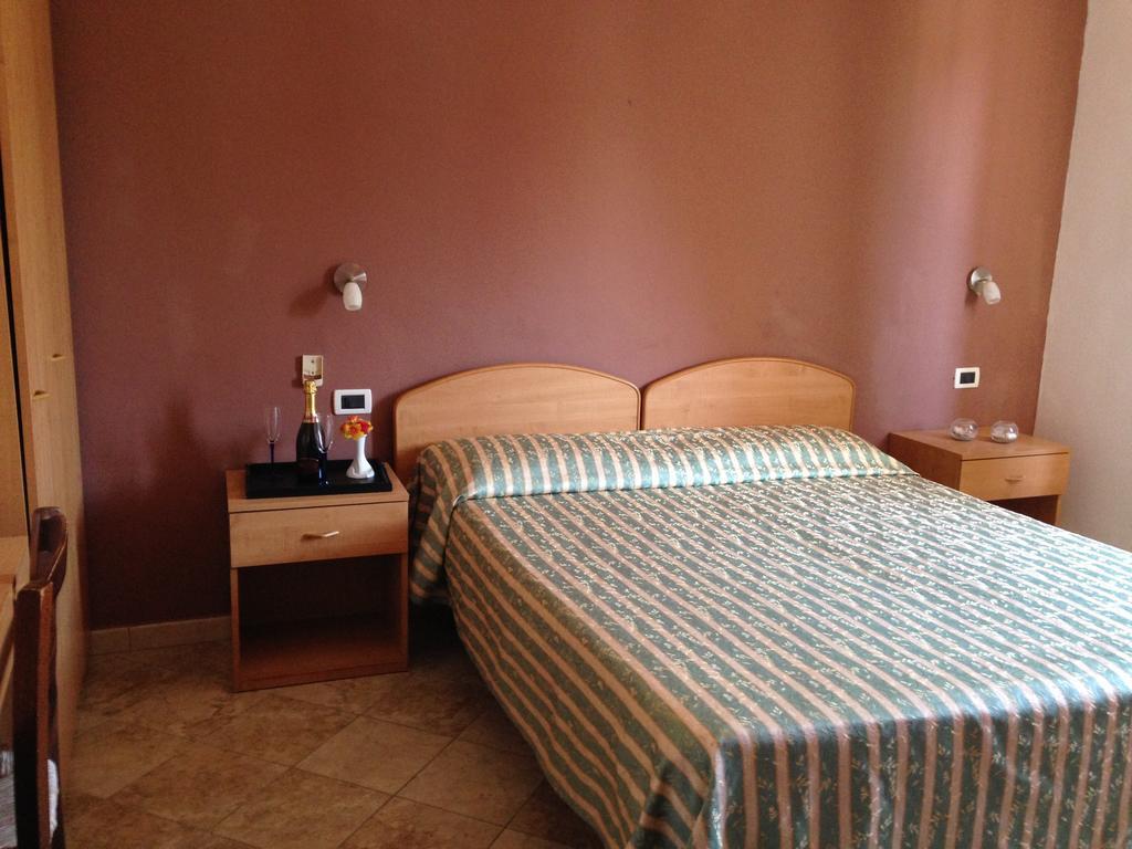 Hotel Belvedere LMP Стая снимка